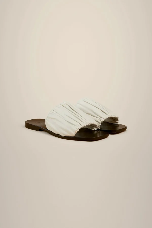 sandalo_flat_1.webp Best Liviana conti Sandalo Flat Bianco/Nero